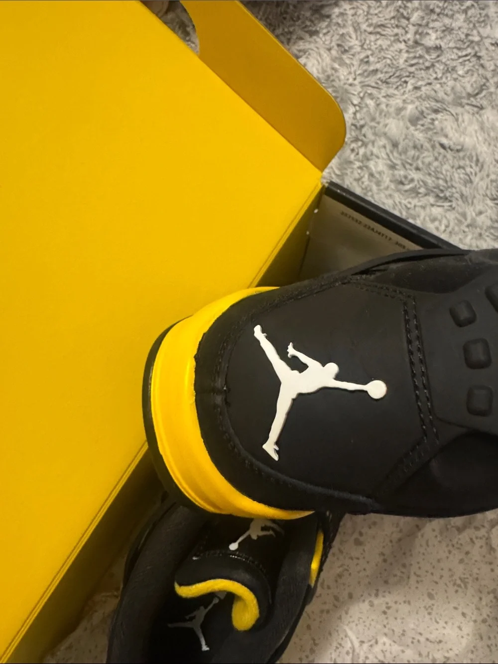 Jordan Kids 4 Retro Sneakers - can fit 7.5 women